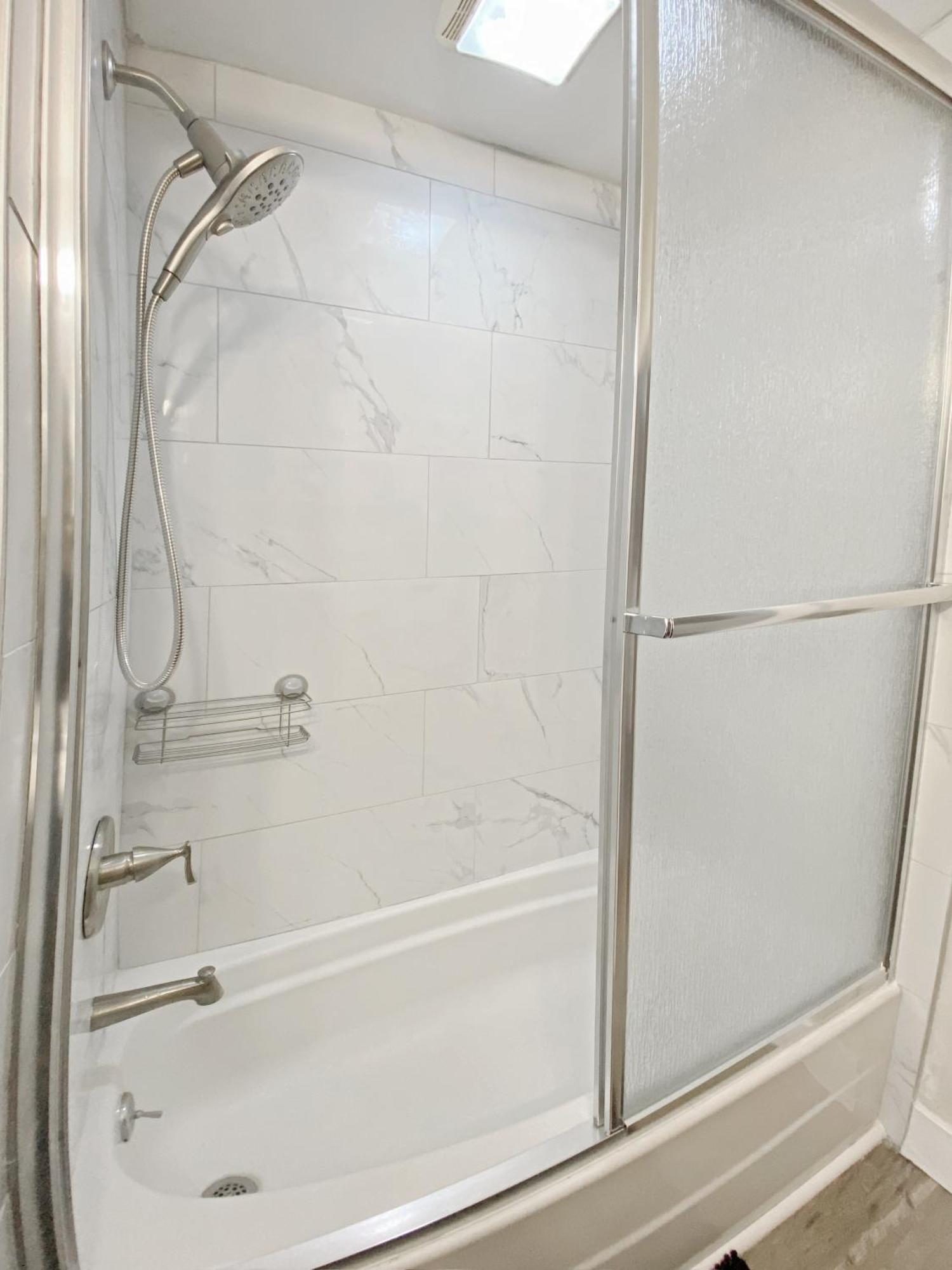 Lux 3Br, Steps From Airport, U Of R & Grocery Stores Rochester Kültér fotó