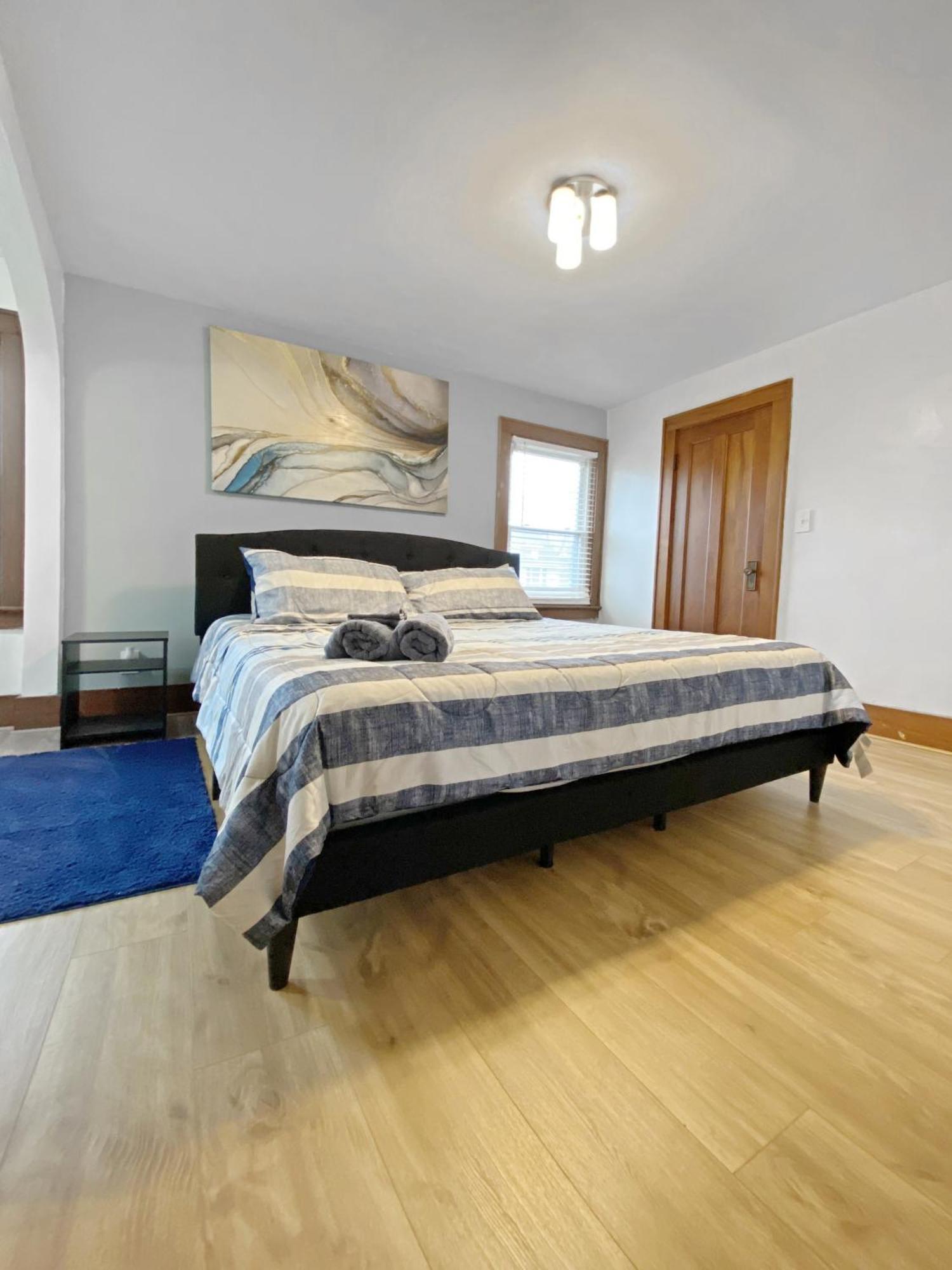 Lux 3Br, Steps From Airport, U Of R & Grocery Stores Rochester Kültér fotó