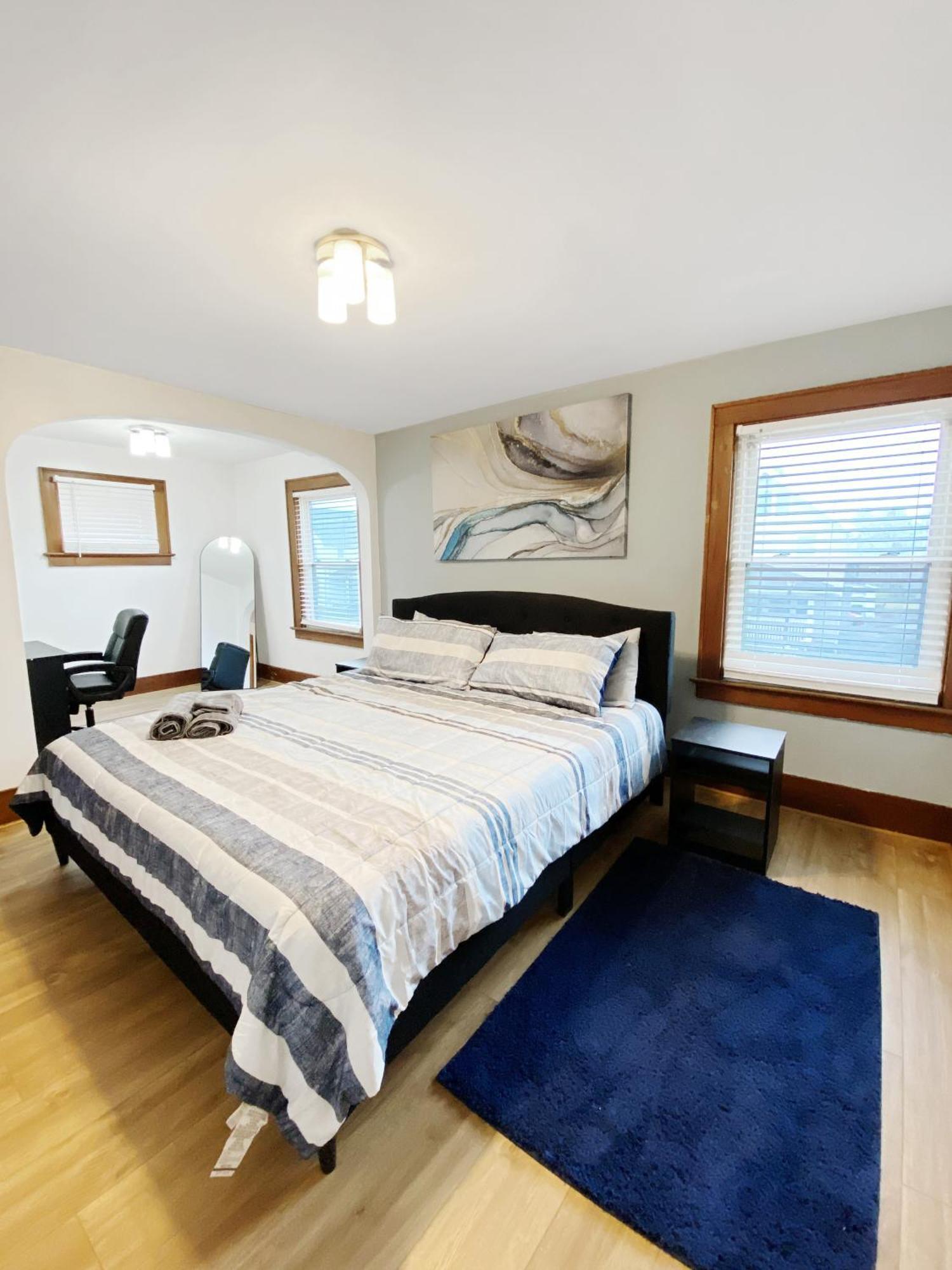 Lux 3Br, Steps From Airport, U Of R & Grocery Stores Rochester Kültér fotó